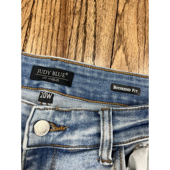 Judy Blue High Rise 20W Light Wash Stretch Denim Women's Boyfriend Fit Jeans - Picture 3 of 6